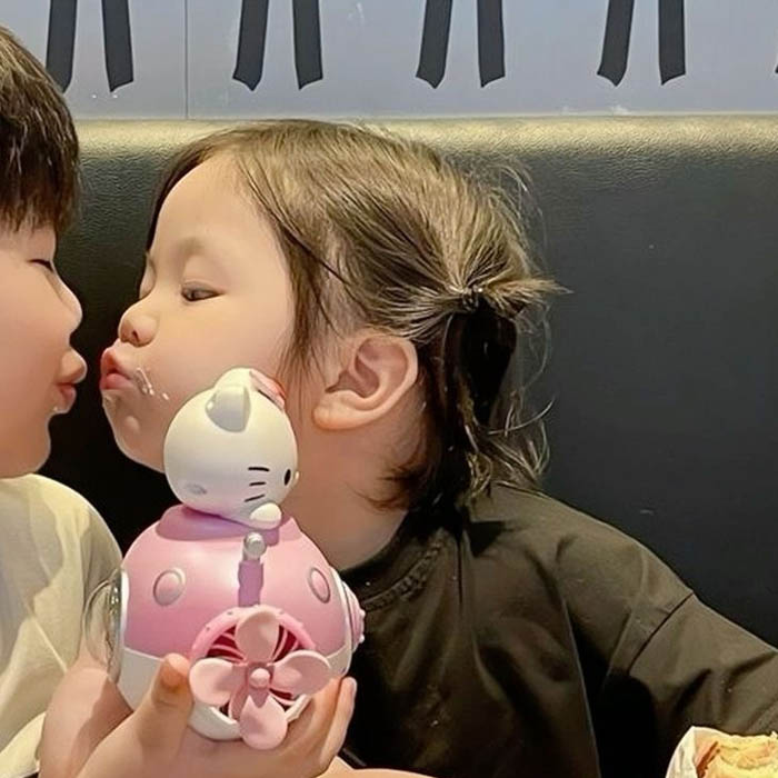 Avatar đôi người thật trẻ con