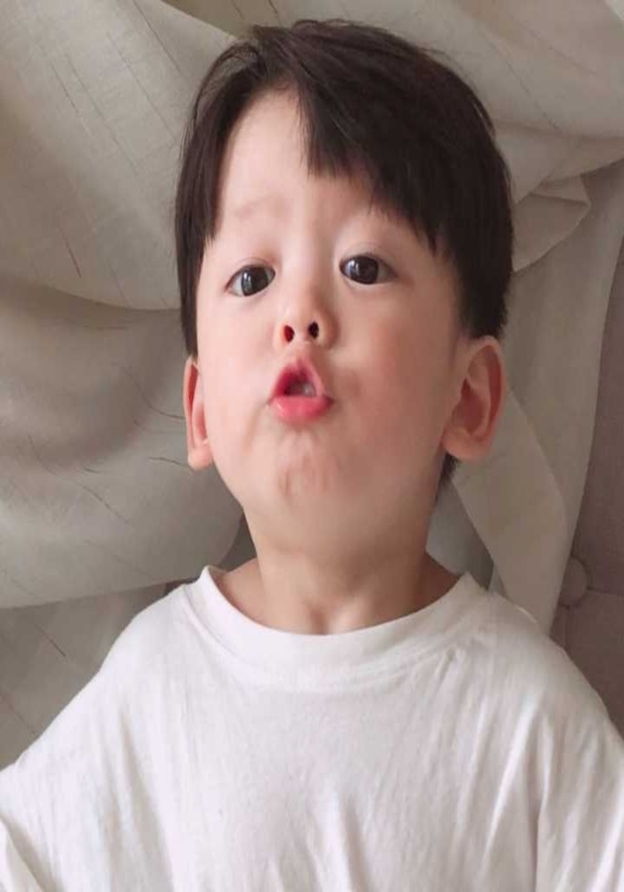 Ảnh Mặc Định Avatar FB: Ý Nghĩa Và Cách Thay Đổi
