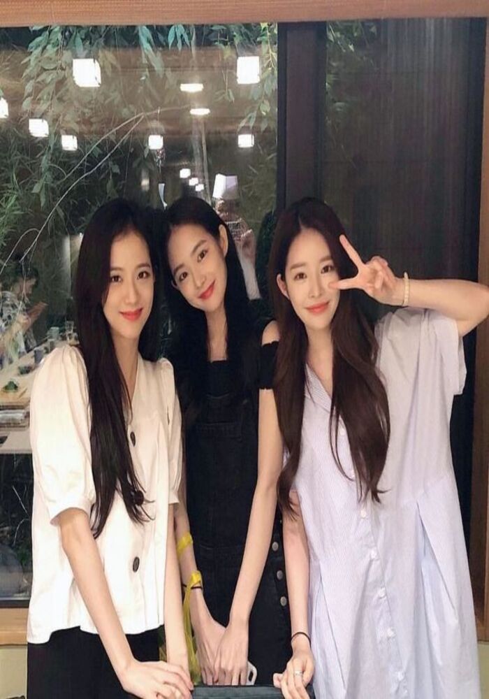 Hội Chị Em 'Trên Cả Tuyệt Vời': Avatar Cho Nhóm Bạn Thân 3 Nữ Hội Chị Em 'Trên Cả Tuyệt Vời': Avatar Cho Nhóm Bạn Thân 3 Nữ