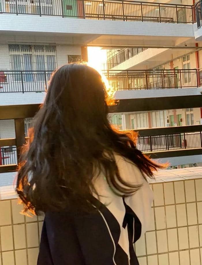 Chất Như Nước Cất: Ảnh Gái Xinh Che Mặt Phong Cách Lạnh Lùng
