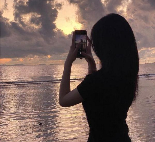 Ngắm Nhìn Vẻ Đẹp Khuôn Mặt Gái Xinh Vạn Người Mê