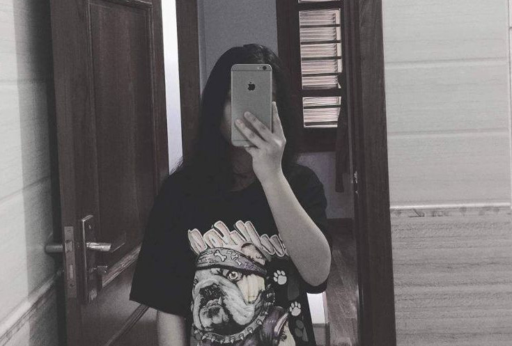 Tan Chảy Với Hình Ảnh Gái Xinh Cute Che Mặt
