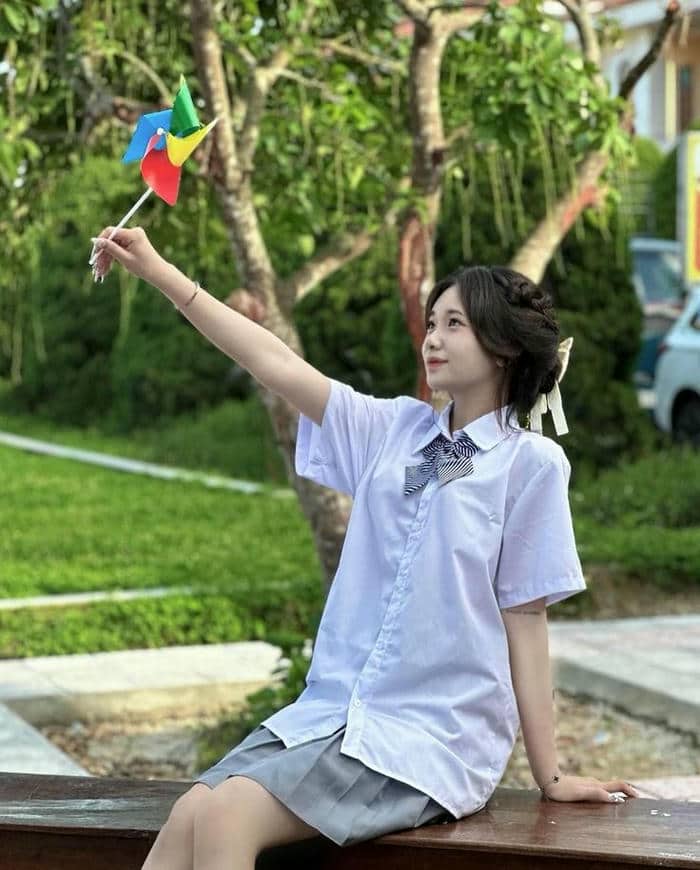 Thế Giới 2D: Ảnh Gái Xinh Che Mặt Anime Cực Đẹp